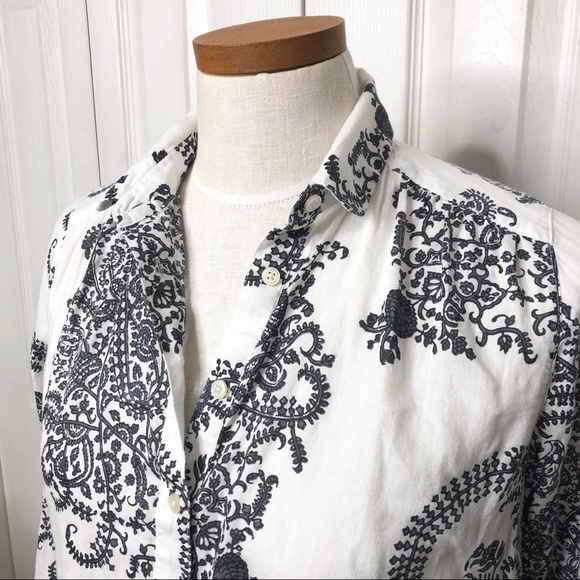 LOFT softened oversized 1/2 button cotton shirt - Picture 2 of 5